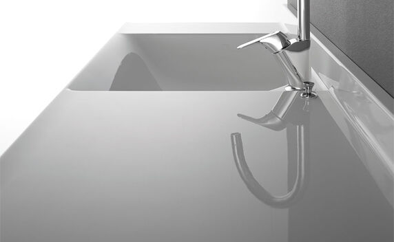 使いやすくスマートな印象の ボウル一体型タイプ エスタ 定額の洗面化粧台リフォームならリノコ